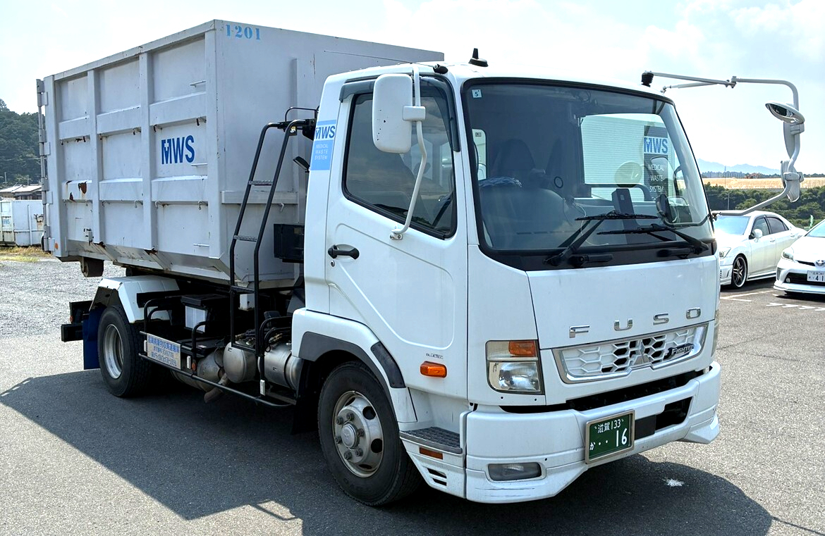 画像：4tコンテナ車