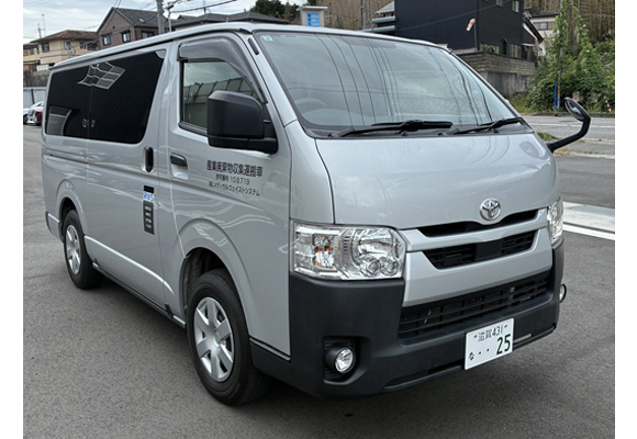 画像：大型チップ車（スライドデッキ）